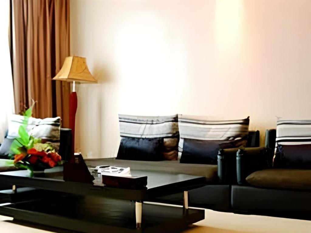 Shangri-La Original Density Hotel Esterno foto